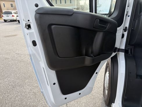 Used 2025 RAM ProMaster 2500 image 11