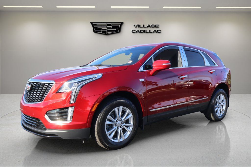 Used 2023 Cadillac XT5 Luxury FWD image 1