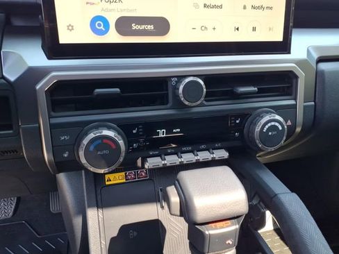 Used 2026 Toyota 4Runner TRD Off-Road Premium AWD/4WD image 19