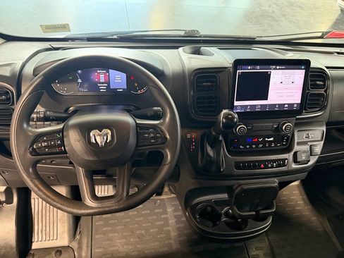 Used 2023 RAM ProMaster 2500 w/ Driver Convenience Group image 13