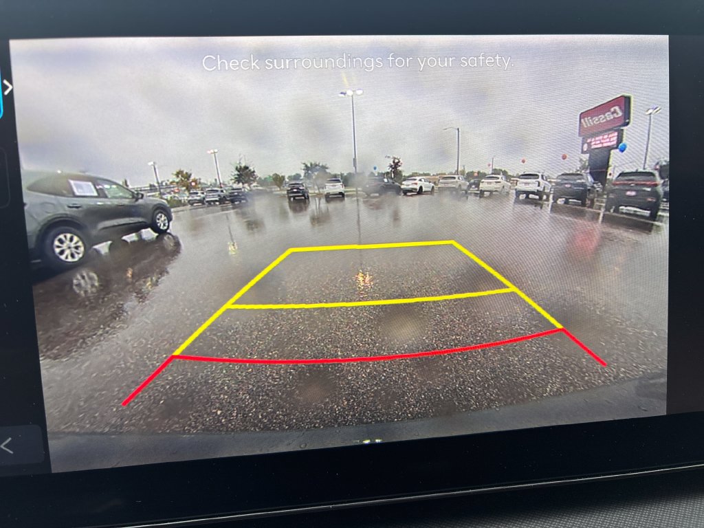 Used 2025 Hyundai Santa Fe SE FWD image 26