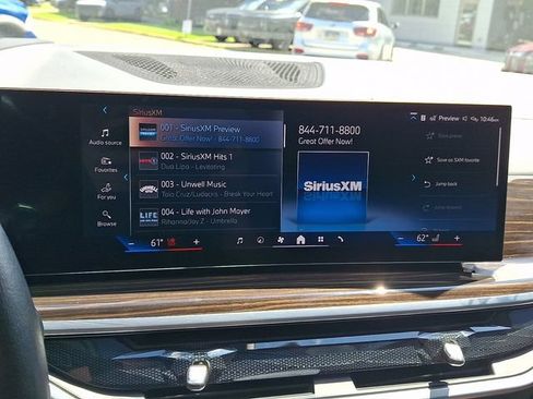 Used 2024 BMW X7 xDrive40i w/ Premium Package AWD/4WD image 17
