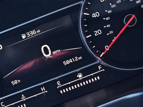 Used 2022 Kia Sorento SX image 12