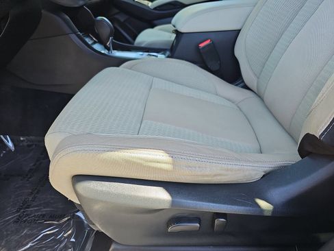 Certified 2023 Subaru Ascent Premium w/ Convenience Package AWD/4WD image 32