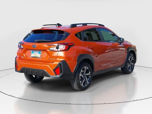 Used 2025 Subaru Crosstrek 2.0i Premium w/ Crosstrek Mirror Package image 7