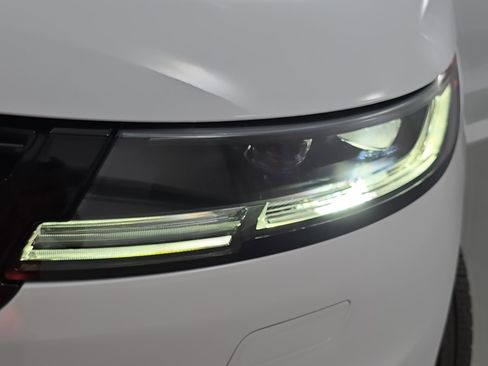 New 2026 Land Rover Range Rover Sport Dynamic SE image 32