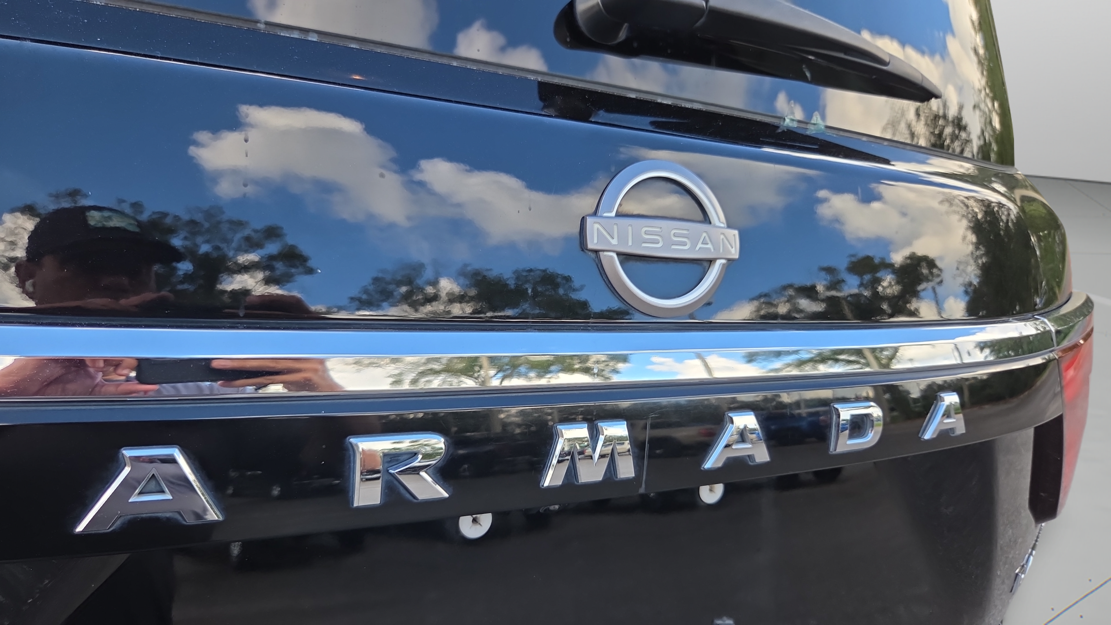 Used 2022 Nissan Armada Platinum w/ Captain's Chairs Package RWD image 32