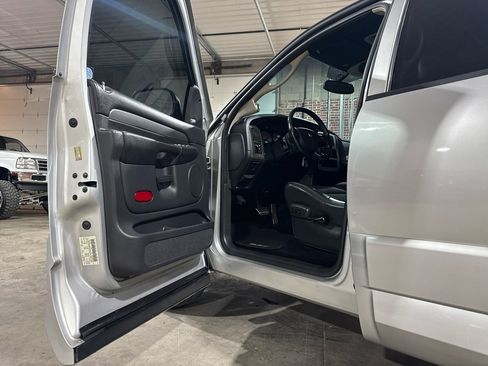 Used 2005 Dodge Ram 1500 Truck 2WD Quad Cab image 48