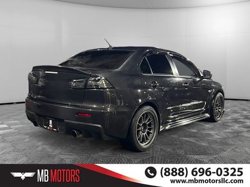 Used 2010 Mitsubishi Lancer Evolution GSR image 3