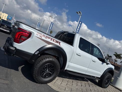 Used 2025 Ford F150 Raptor AWD/4WD image 2
