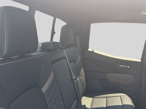 New 2026 GMC Canyon Denali AWD/4WD image 19