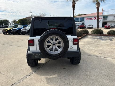 Used 2020 Jeep Wrangler Unlimited Sport image 7