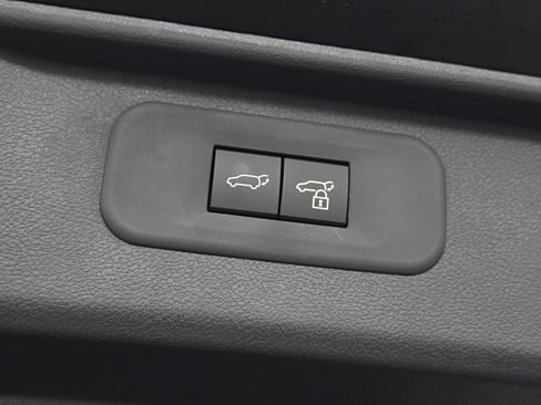 New 2026 Toyota Grand Highlander AWD Hybrid image 10