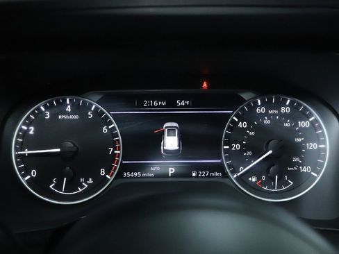 Used 2025 Nissan Pathfinder SV image 25