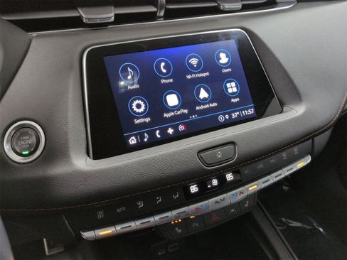 Used 2022 Cadillac XT4 Sport w/ Cold Weather Package image 28