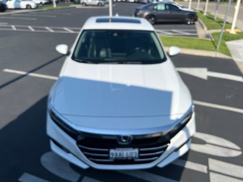 Used 2022 Honda Accord Touring image 10