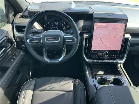 New 2026 GMC Yukon XL Elevation image 19