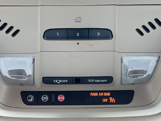 Used 2021 Buick Enclave Essence FWD image 26