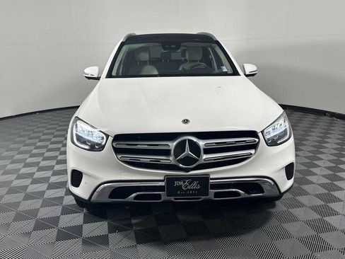 Used 2022 Mercedes-Benz GLC 300 image 2