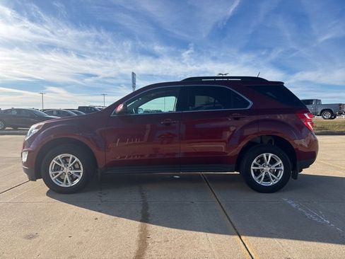 Used 2017 Chevrolet Equinox LT w/ Convenience Package image 5