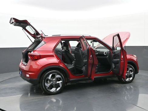 Used 2024 Hyundai Venue Limited image 51