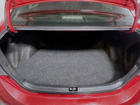 Used 2017 Toyota Corolla LE image 34