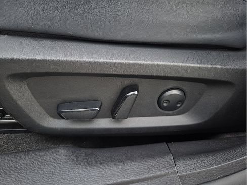 Used 2025 Mitsubishi Outlander SE AWD/4WD image 16