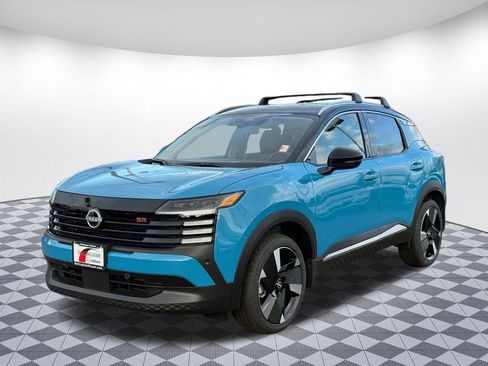 New 2026 Nissan Kicks SR w/ Illumination Package image 3