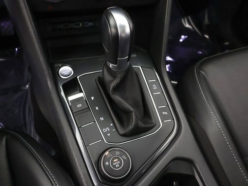 Used 2019 Volkswagen Tiguan SEL image 53