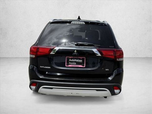 Used 2020 Mitsubishi Outlander SEL AWD/4WD image 6