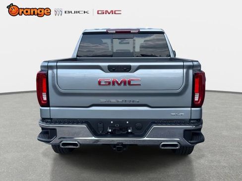 New 2026 GMC Sierra 1500 SLT w/ SLT Premium Package AWD/4WD image 4