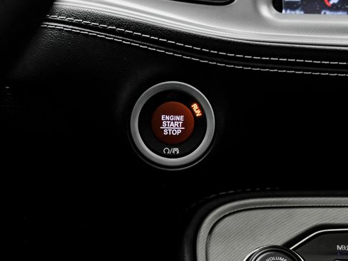 Used 2023 Dodge Challenger SRT Hellcat w/ Driver Convenience Group image 72