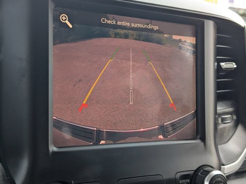 Used 2019 RAM 1500 Big Horn RWD image 12
