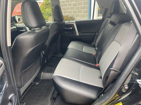 Used 2023 Toyota 4Runner SR5 Premium w/ Moonroof Package image 20