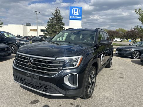 Used 2024 Volkswagen Atlas SE AWD/4WD image 1
