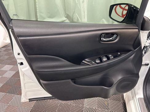 Used 2024 Nissan Leaf SV Plus image 21