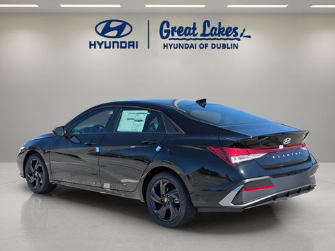 Used 2026 Hyundai Elantra Sport w/ Cargo Package FWD image 3
