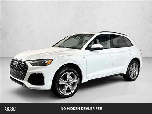 Used 2025 Audi Q5 2.0T Premium w/ Convenience Plus Package AWD/4WD image 1