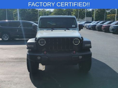 Certified 2022 Jeep Wrangler Sport AWD/4WD image 8