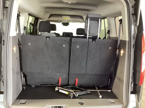 Used 2021 Ford Transit Connect XLT FWD image 33