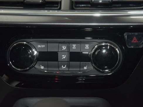 New 2026 Chevrolet Trax ACTIV w/ Sunroof Package image 30