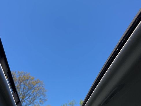 Used 2017 Subaru Forester 2.5i Premium w/ Popular Package #2A AWD/4WD image 8