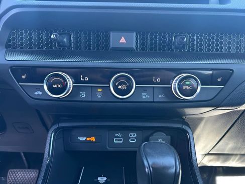 Used 2025 Honda CR-V Sport-L image 16