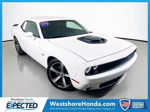 Used 2018 Dodge Challenger R/T image 1