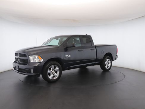 Used 2019 RAM 1500 Express w/ Express Value Package image 38