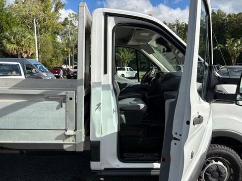Used 2018 Ford Transit 250 Base image 25