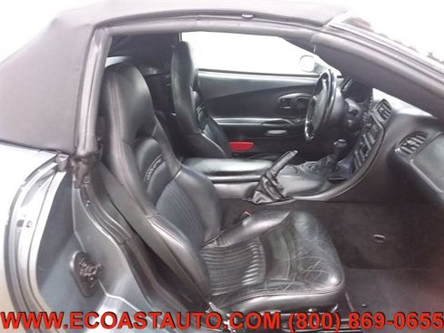 Used 2004 Chevrolet Corvette Convertible w/ Preferred Equipment Group image 13