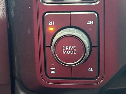 New 2026 Ford F250 XLT w/ XLT Premium Package image 8