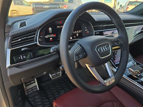 Used 2024 Audi SQ8 Premium Plus image 16