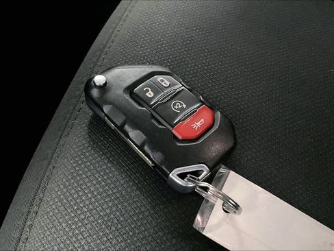 Used 2018 Jeep Wrangler Unlimited Sport S AWD/4WD image 16